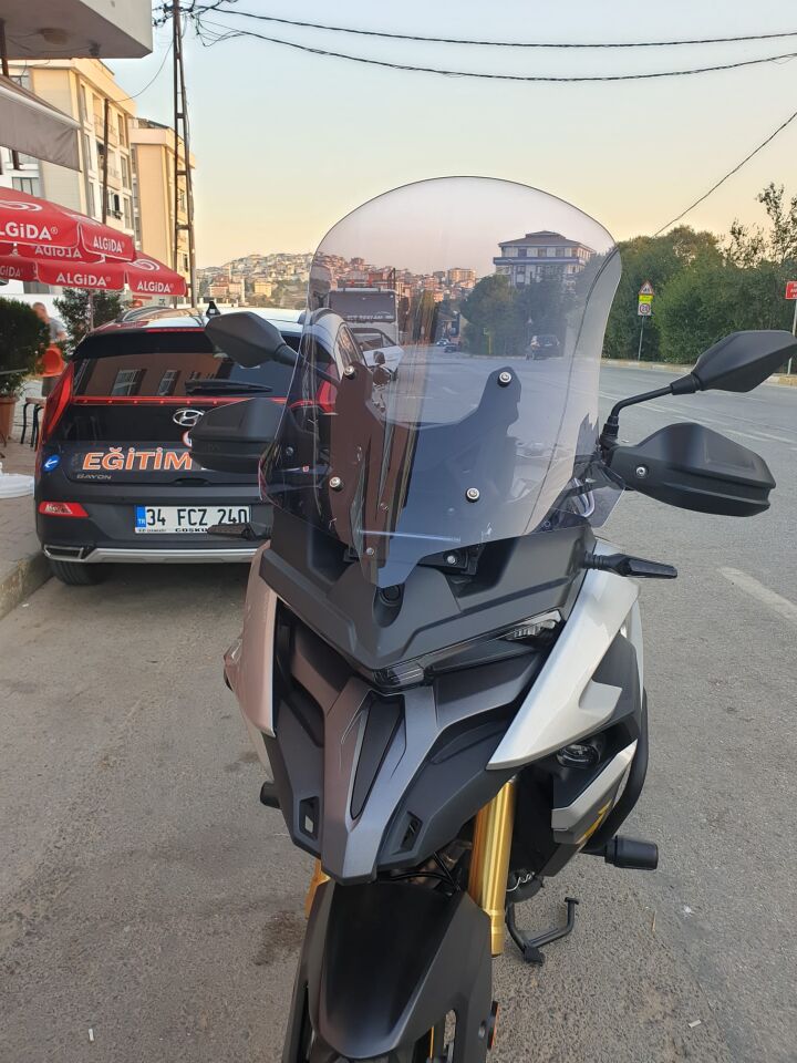 MOTOCAM Voge DSX 525 Ön Cam 2023-2026 Model 56cm Füme Renkli 4mm