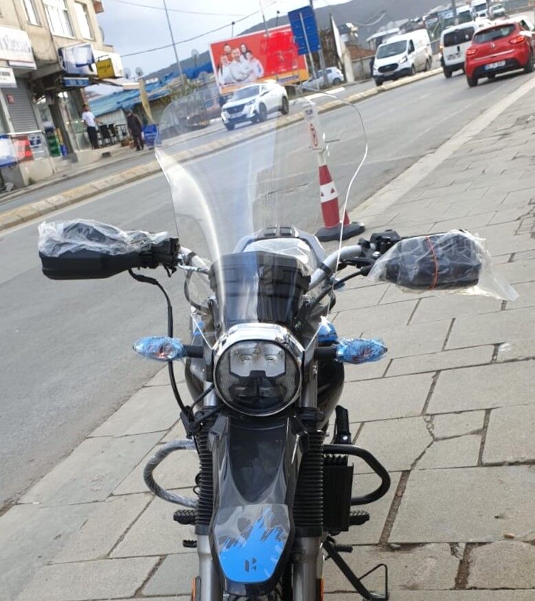 MOTOCAM Hero X Pulse Siperlik Ön Cam 2020-2025 Model 46cm Şeffaf Renkli 4mm