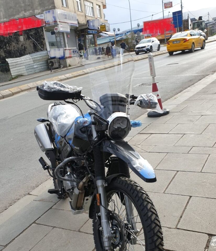 MOTOCAM Hero X Pulse Siperlik Ön Cam 2020-2025 Model 46cm Şeffaf Renkli 4mm
