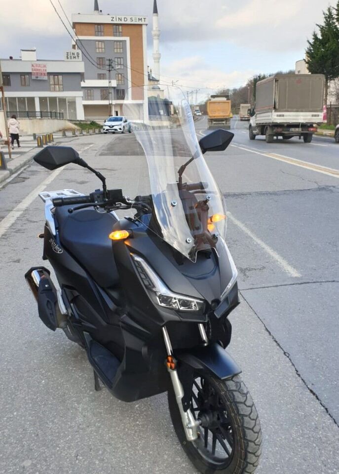 MOTOCAM Skyjet Rivero 125 Ön Cam 2024-2026 Model 75cm Şeffaf Renkli 4mm UZUN