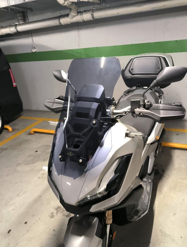 MOTOCAM Honda Adv 350 Ön Cam 2023-2026 Model 60cm Füme Renkli 4mm ORTA BOYLU