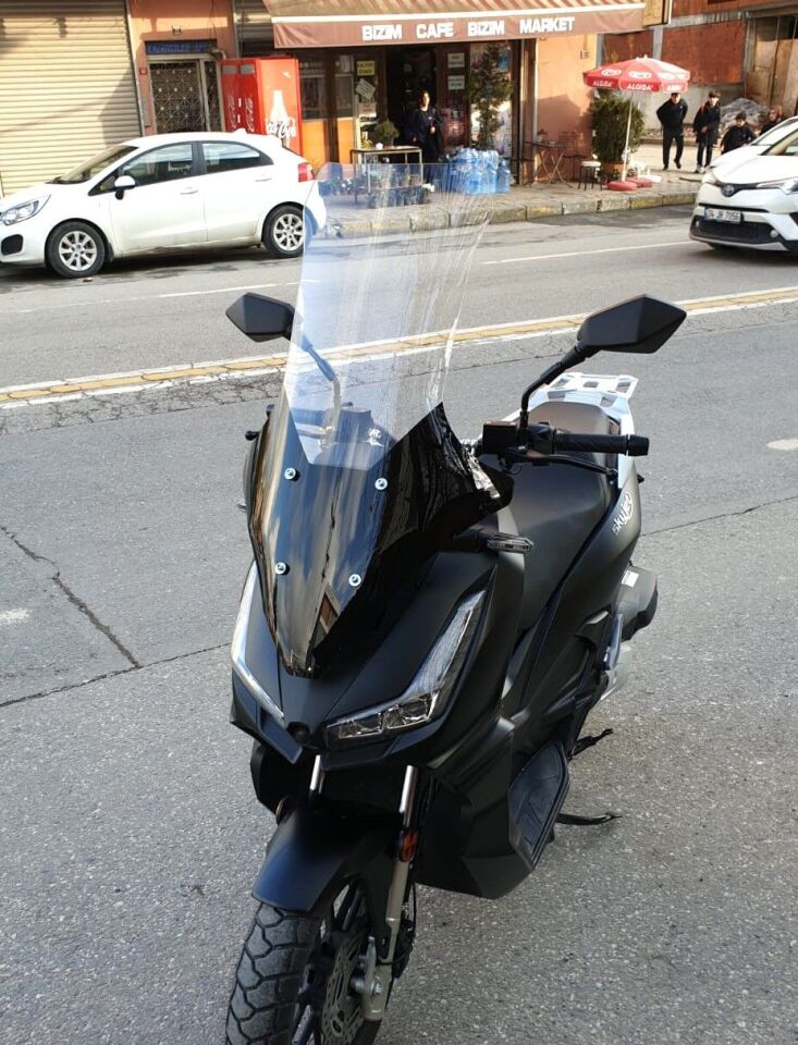 MOTOCAM Skyjet Rivero 125 Ön Cam 2024-2026 Model 78cm Şeffaf Renkli 4mm UZUN