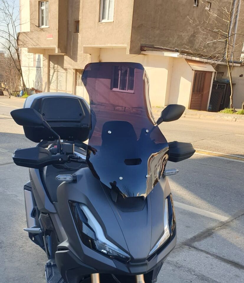 MOTOCAM Honda Adv 350 Ön Cam 2023-2026 Model 60cm Siyah Renkli 4mm ORTA BOYLU