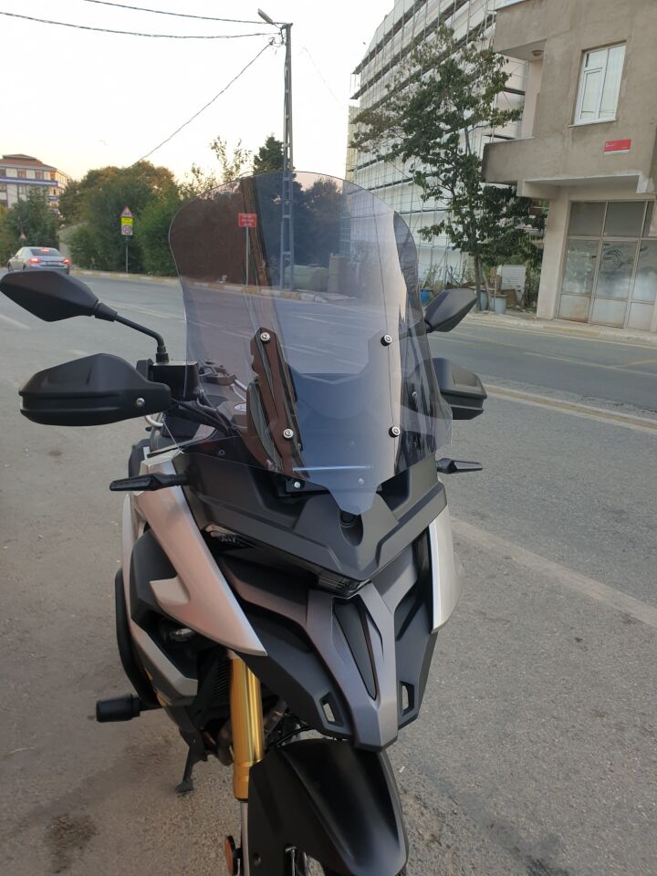 MOTOCAM Voge Dsx 525 Ön Cam 2023-2026 Model 65cm füme Renkli 4mm UZUN CAM