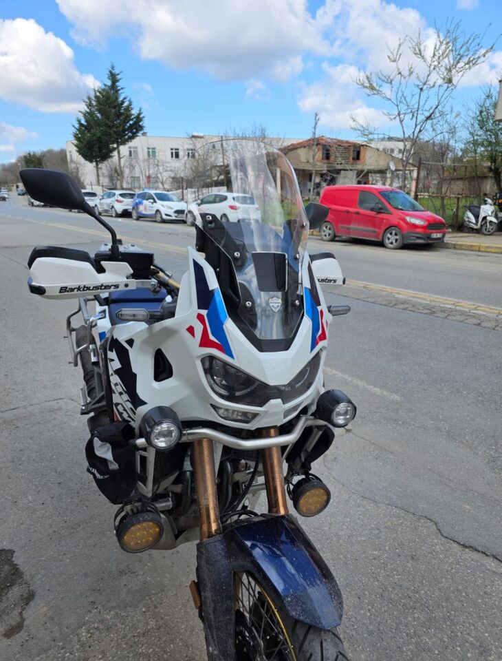 MOTOCAM Honda Africa twin CRF 1100 L4 Ön Cam 2023-2026 Model 46cm Şeffaf Renkli  ORİJİNAL BOYLU