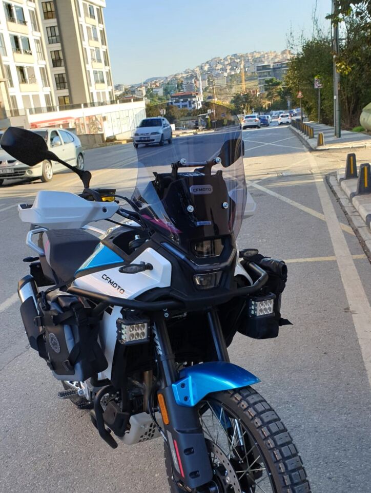 MOTOCAM CF Moto 450 MT Ön Cam 2023-2026 Model 41cm Füme Renkli 4mm