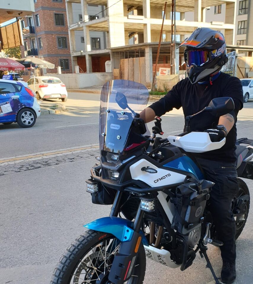 MOTOCAM CF Moto 450 MT Ön Cam 2023-2026 Model 41cm Füme Renkli 4mm