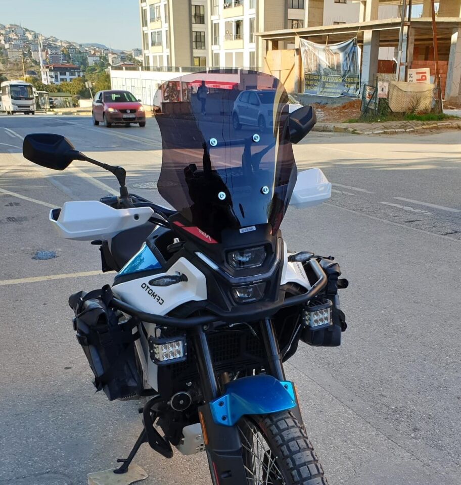 MOTOCAM CF Moto 450 MT Ön Cam 2023-2026 Model 41cm Siyah Renkli 4mm