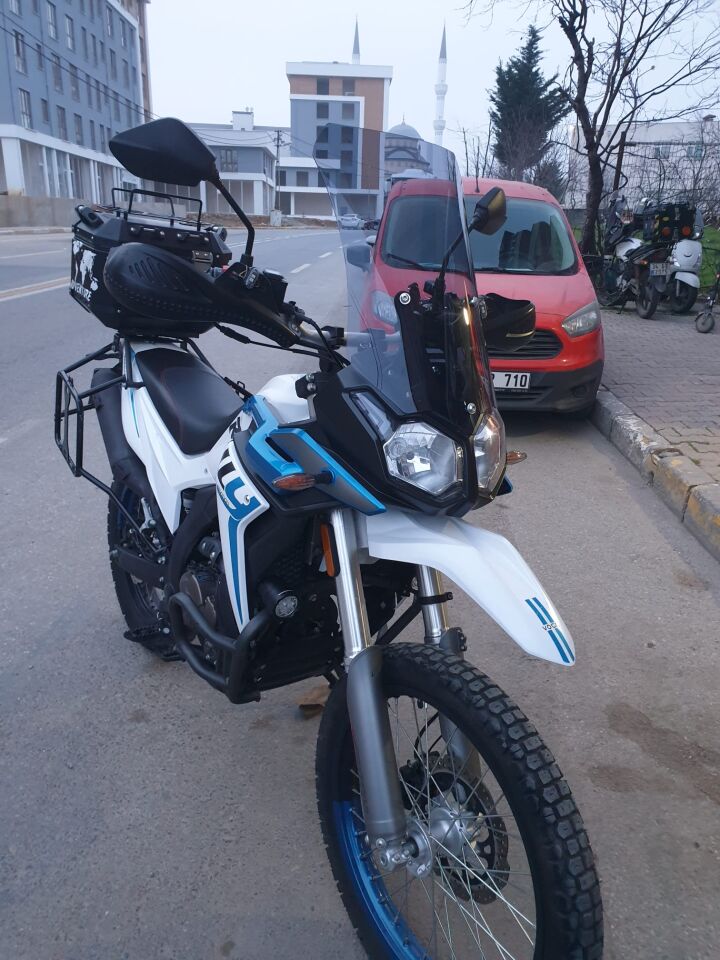MOTOCAM Voge Rally 300 Ön Cam 2022-2026 Model 51cm Füme Renkli 4mm