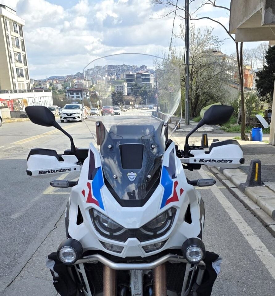 MOTOCAM Honda Africa twin CRF 1100 L4 Ön Cam 2023-2026 Model 54cm Şeffaf Renkli 4mm UZUN