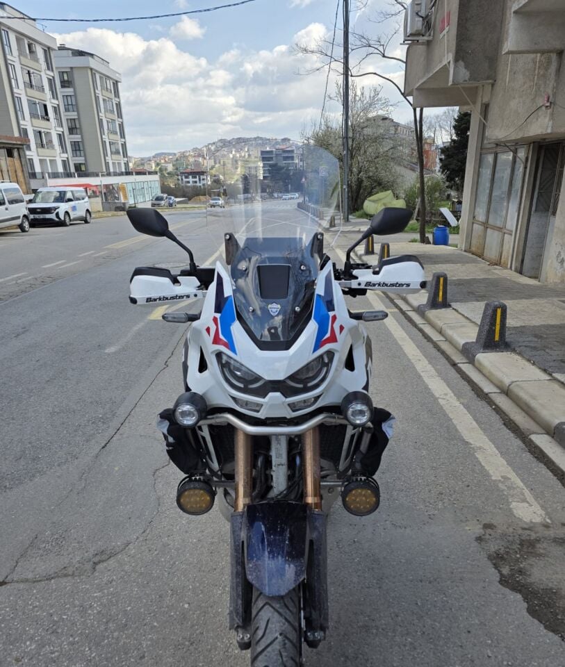 MOTOCAM Honda Africa twin CRF 1100 L4 Ön Cam 2023-2026 Model 54cm Şeffaf Renkli 4mm UZUN