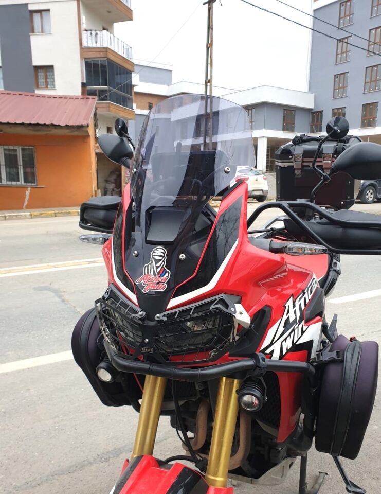 MOTOCAM Honda Africa Twin CRF 1000 Ön Cam 2016-2020 Model 45cm Füme Renkli 4mm SPORTİF