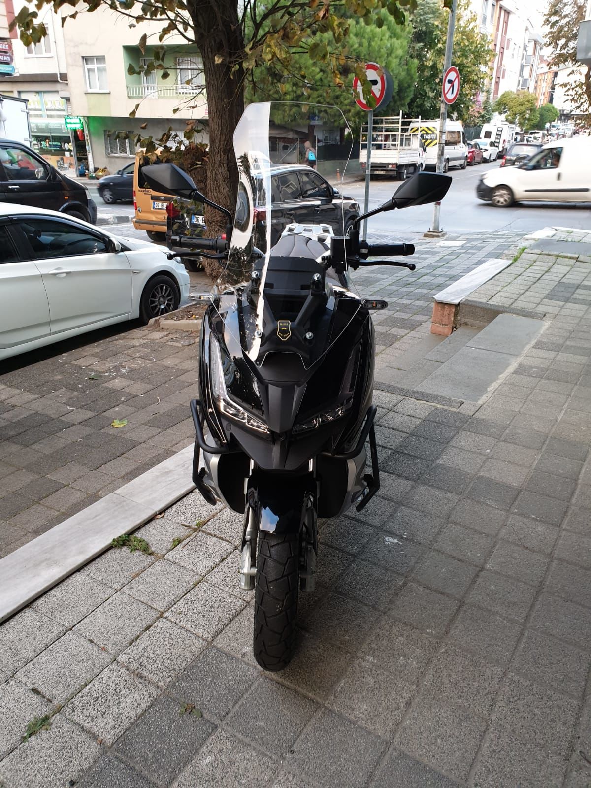 Barossa ADV 125 Ön Cam 2024 Model 68 CM - Şeffaf Renkli