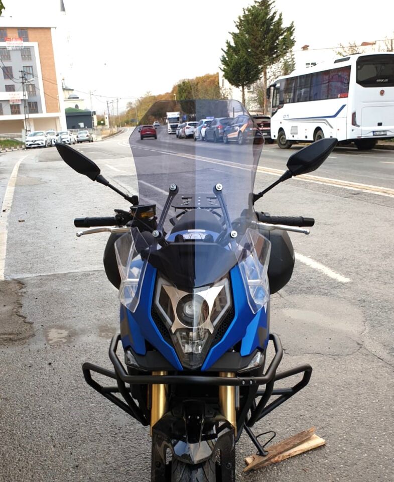 MOTOCAM CF Moto 650 MT Ön Cam 2016-2026 Model 56cm Füme Renkli 4mm