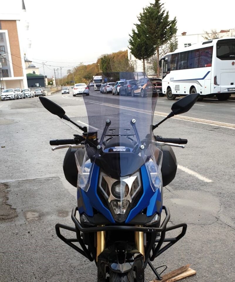 MOTOCAM CF Moto 650 MT Ön Cam 2016-2026 Model 56cm Füme Renkli 4mm