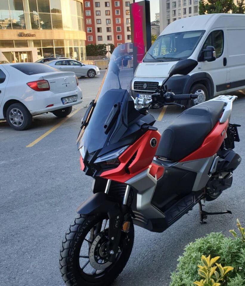 MOTOCAM Voge SR1 ADV Ön Cam 2023-2026 Model 71cm Füme Renkli 4mm