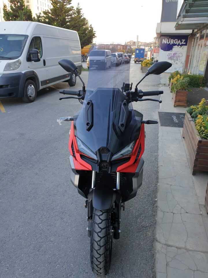 MOTOCAM Voge SR1 ADV Ön Cam 2023-2026 Model 71cm Füme Renkli 4mm