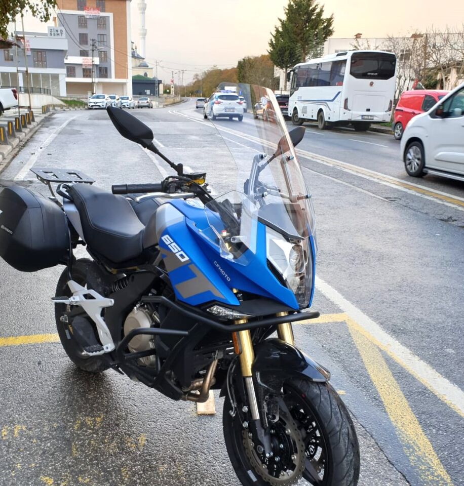 MOTOCAM CF Moto 650 MT Ön Cam 2016-2026 Model 56cm Şeffaf Renkli 4mm