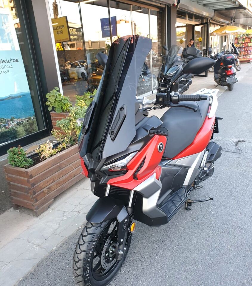 MOTOCAM Voge SR1 ADV Ön Cam 2023-2026 Model 71cm Siyah Renkli 4mm