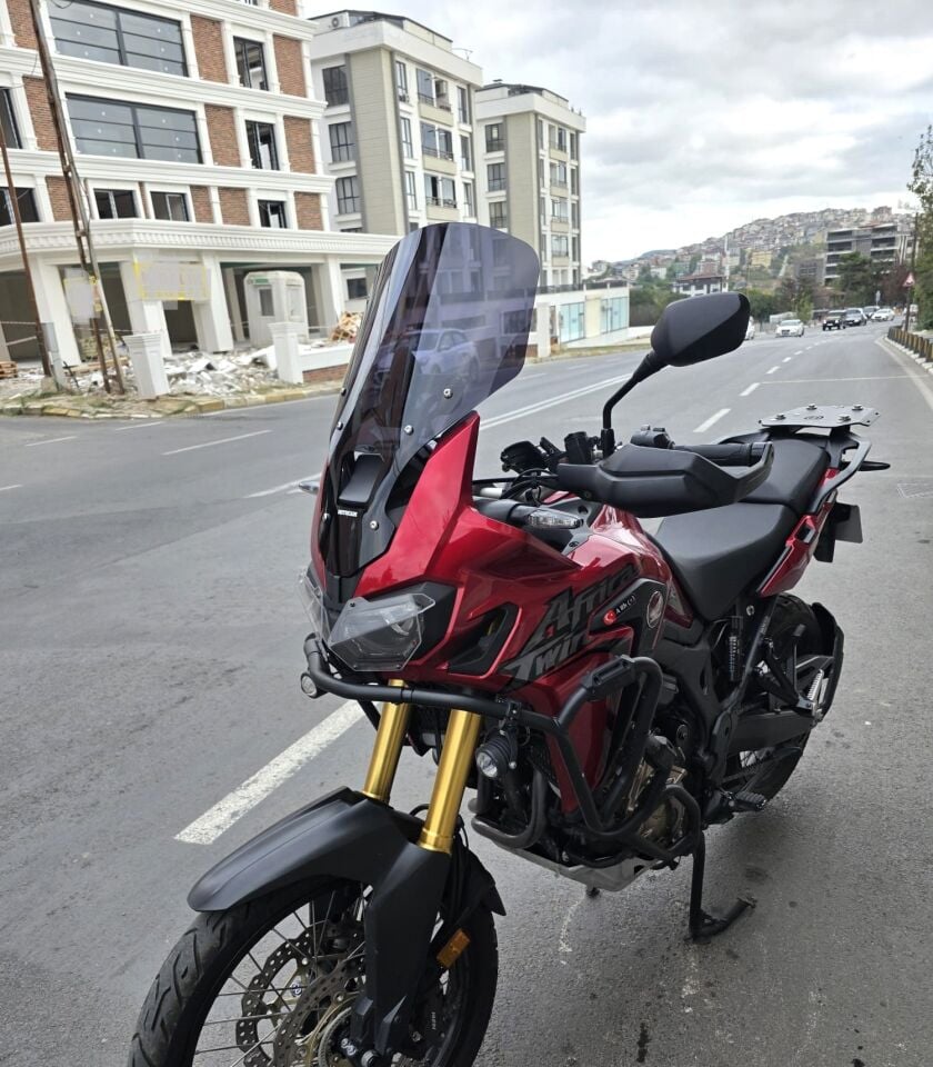 MOTOCAM Honda Africa Twin CRF 1000 Ön Cam 2016-2020 Model 55cm Siyah Renkli 4mm UZUN