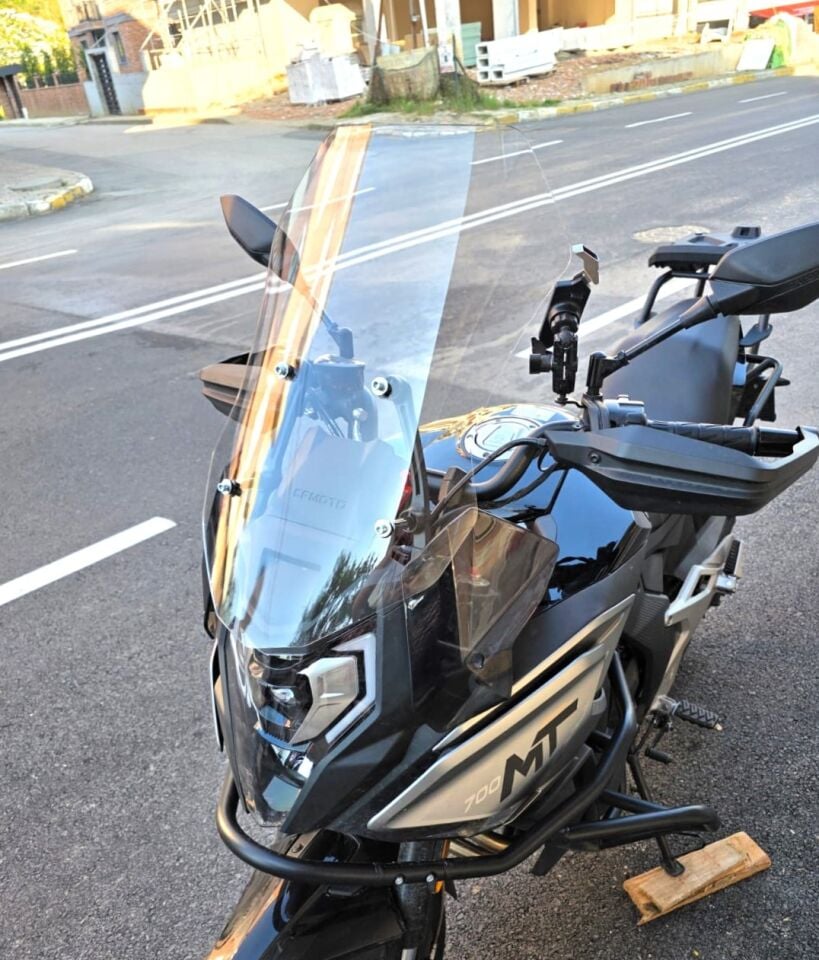 MOTOCAM CF Moto 700 MT Ön Cam 2023-2026 Model 56cm Şeffaf Renkli 4mm