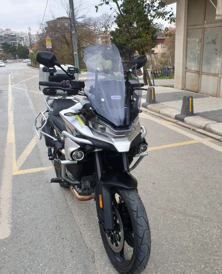 MOTOCAM CF Moto 800 MT Ön Cam 2019-2026-2026 Model 57cm Füme Renkli 4mm