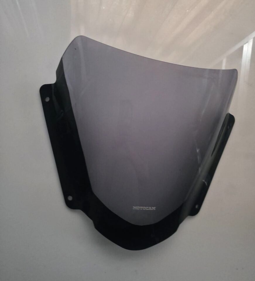 MOTOCAM Suzuki Burgman AN 400 Ön Cam 2017-2026 Model 38cm Füme Renkli 4mm KISA SPORTİF