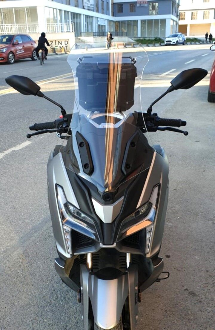 MOTOCAM Voge SR1 Ön Cam 2023-2026 Model 62cm Şeffaf Renkli 4mm ORTA BOYLU