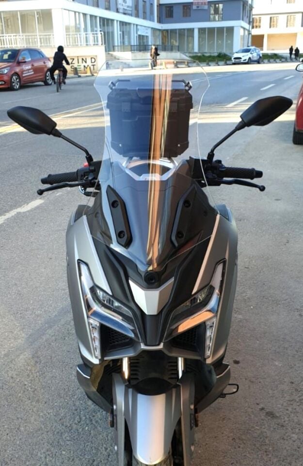 MOTOCAM Voge SR1 Ön Cam 2023-2026 Model 62cm Şeffaf Renkli 4mm ORTA BOYLU