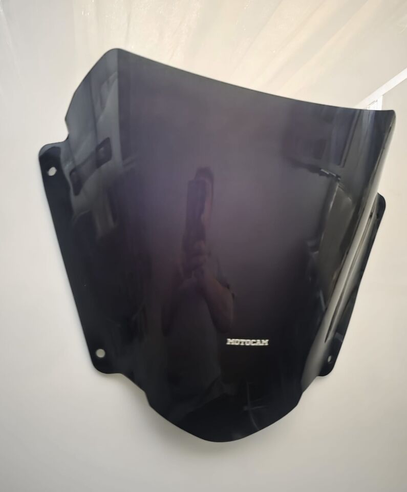 MOTOCAM Suzuki Burgman AN 400 Ön Cam 2017-2026 Model 38cm Siyah Renkli 4mm KISA SPORTİF