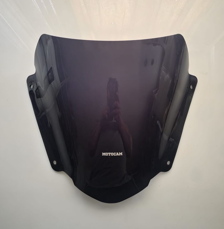 MOTOCAM Suzuki Burgman AN 400 Ön Cam 2017-2026 Model 38cm Siyah Renkli 4mm KISA SPORTİF