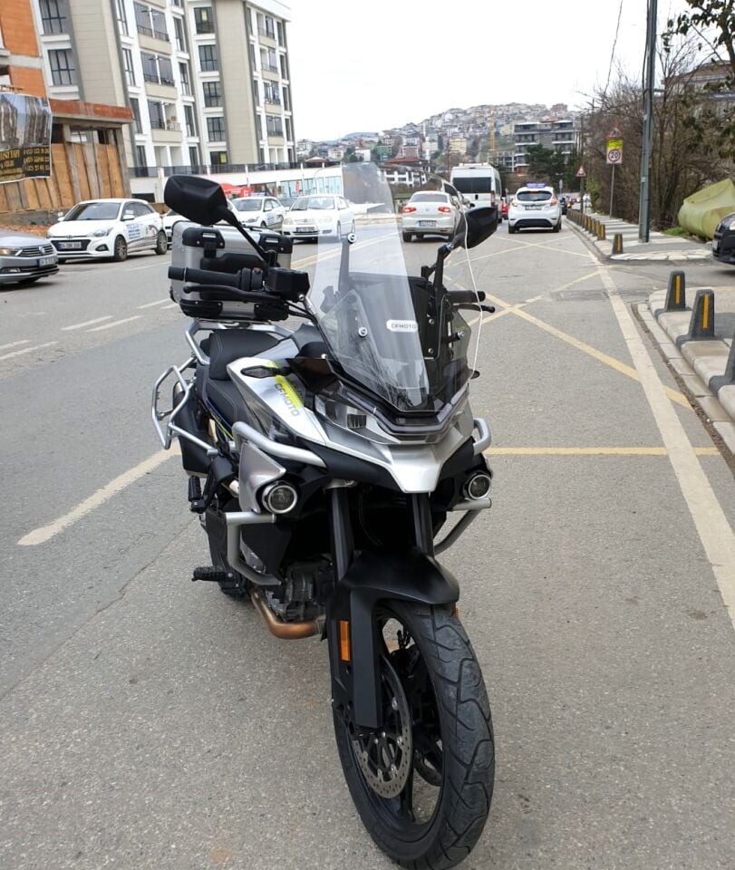 MOTOCAM CF Moto 800 MT Ön Cam 2019-2026-2026 Model 57cm Şeffaf Renkli 4mm