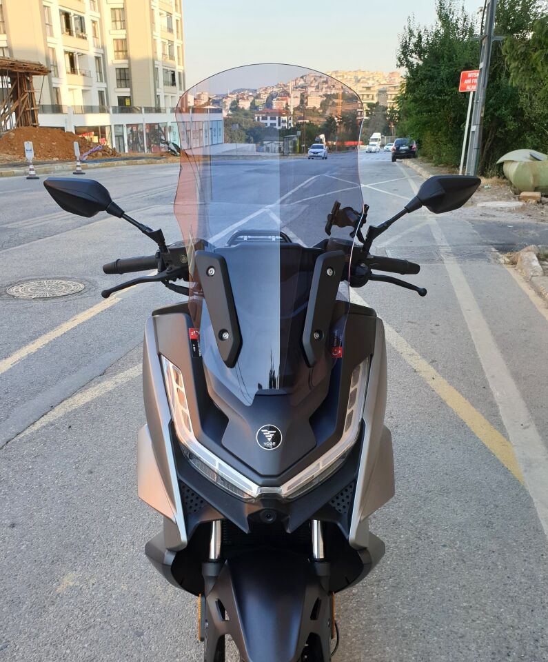 MOTOCAM Voge SR3 Ön Cam 2023-2026 Model 63cm Füme Renk 4mm