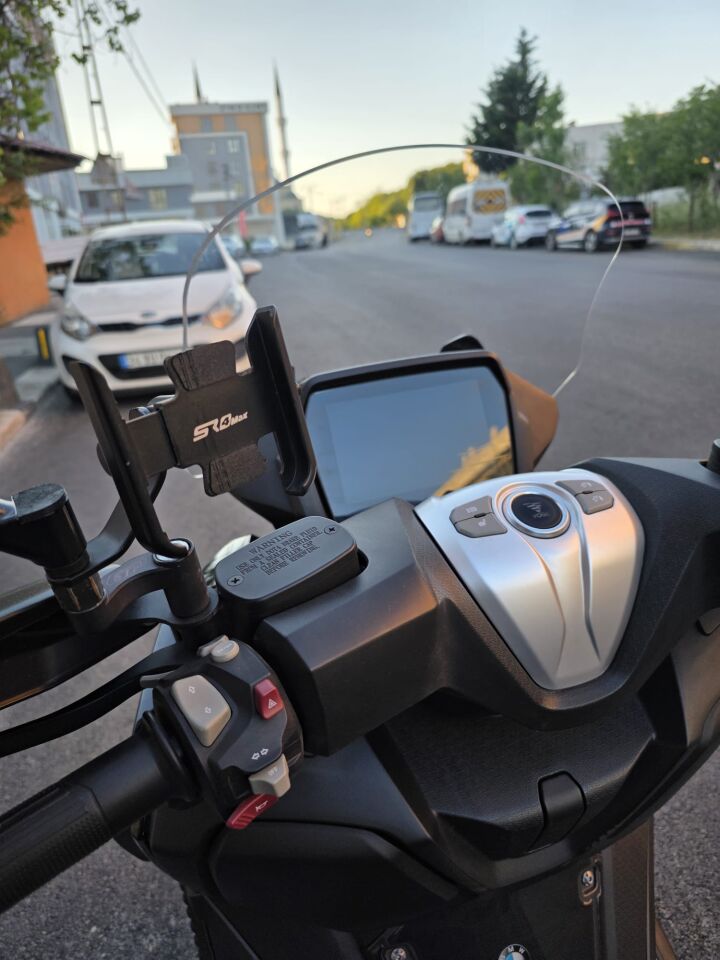 MOTOCAM Voge SR4 Ön Cam 2022-2026 Model 54cm Şeffaf Renkli 4mm ORİJİNAL BOYLU