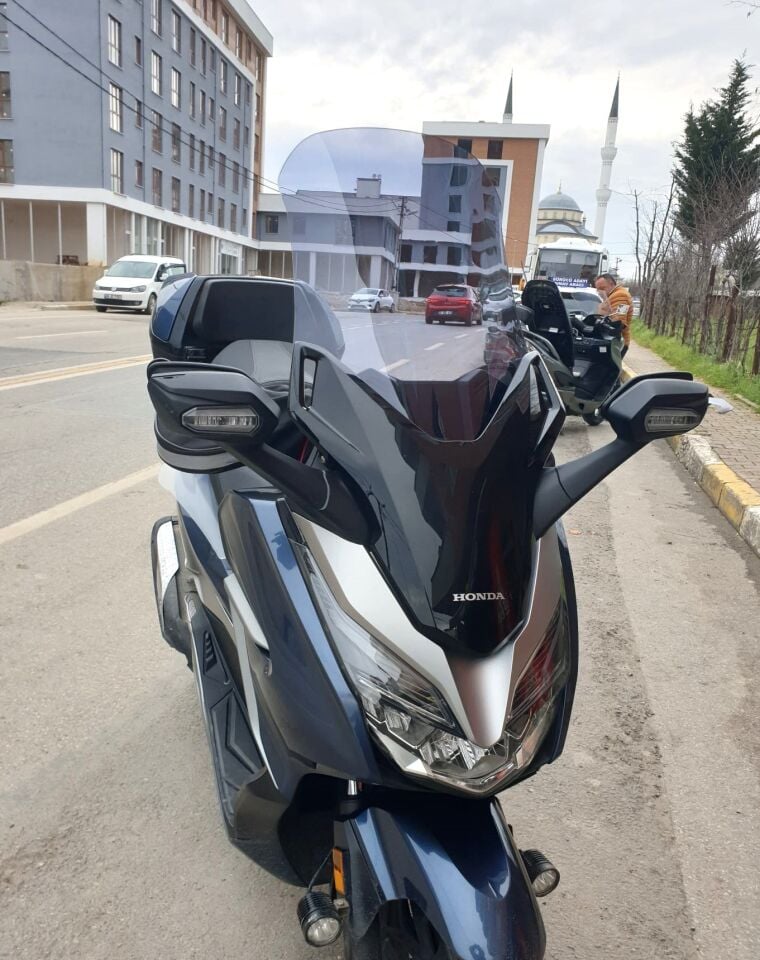 MOTOCAM Honda Forza 250 Ön Cam 2018-2020 Model 58cm Füme Renkli 4mm