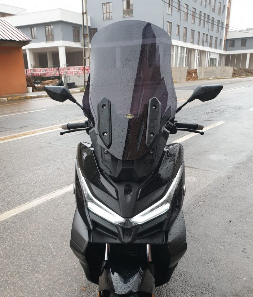 MOTOCAM Voge SR4 Ön Cam 2022-2026 Model 78cm Siyah Renkli 4mm UZUN İADESİ YOKTUR