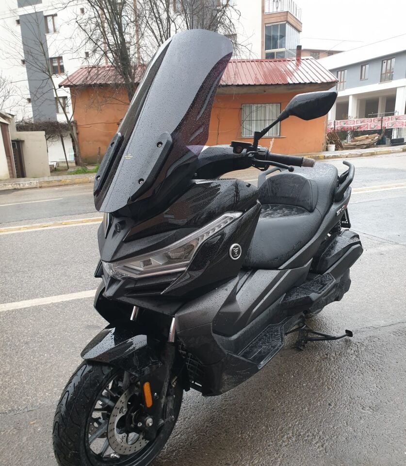 MOTOCAM Voge SR4 Ön Cam 2022-2026 Model 78cm Siyah Renkli 4mm UZUN İADESİ YOKTUR