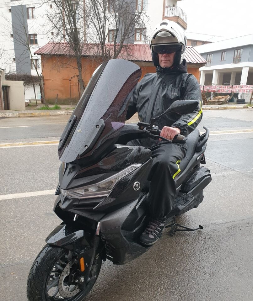 MOTOCAM Voge SR4 Ön Cam 2022-2026 Model 78cm Siyah Renkli 4mm UZUN İADESİ YOKTUR