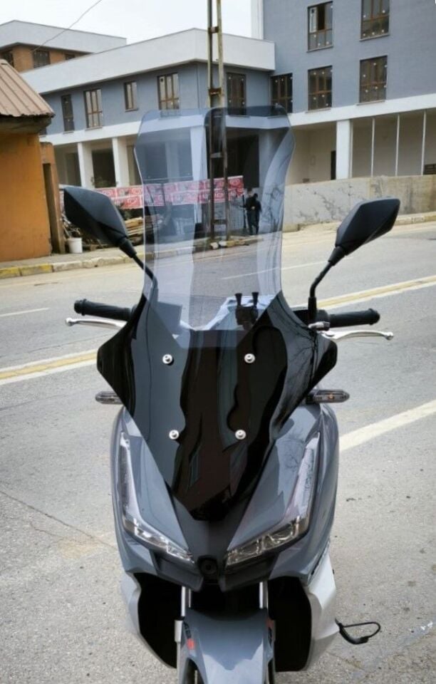 MOTOCAM Arora Max T Easy 125 Ön Cam 2022-2026 Model 78cm Füme Renkli 4mm UZUN