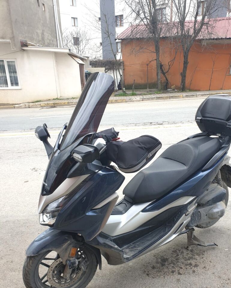MOTOCAM Honda Forza 250 Ön Cam 2018-2020 Model 58cm Siyah Renkli 4mm