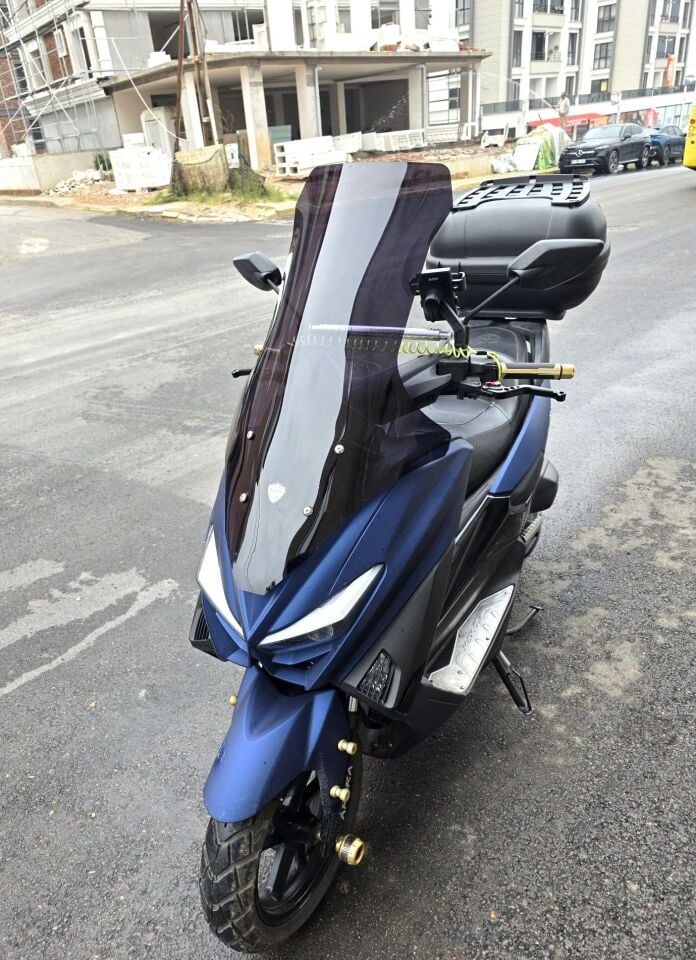 MOTOCAM Arora Max T Easy 125 Ön Cam 2022-2026 Model 78cm Siyah Renkli 4mm UZUN