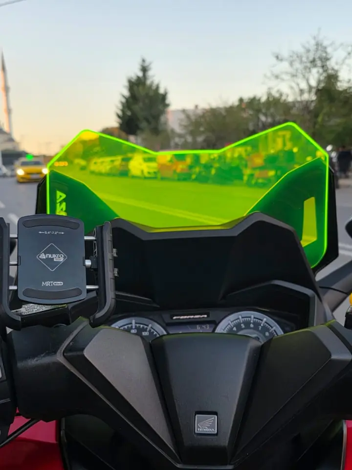 MOTOCAM Honda Forza 250 Ön Cam 2021-2026 Model 43cm Neon Sarı Renkli 4mm