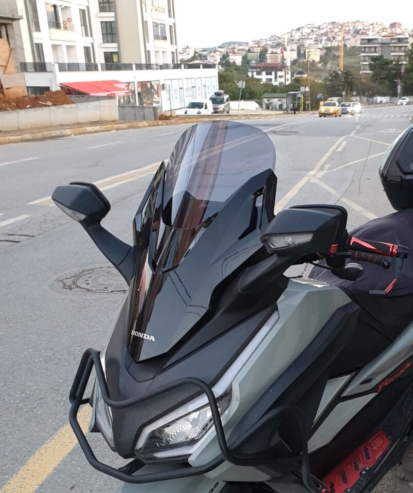 MOTOCAM Honda Forza 250 Ön Cam 2021-2026 Model 47cm Füme Renkli 4mm ORİJİNAL BOYLU