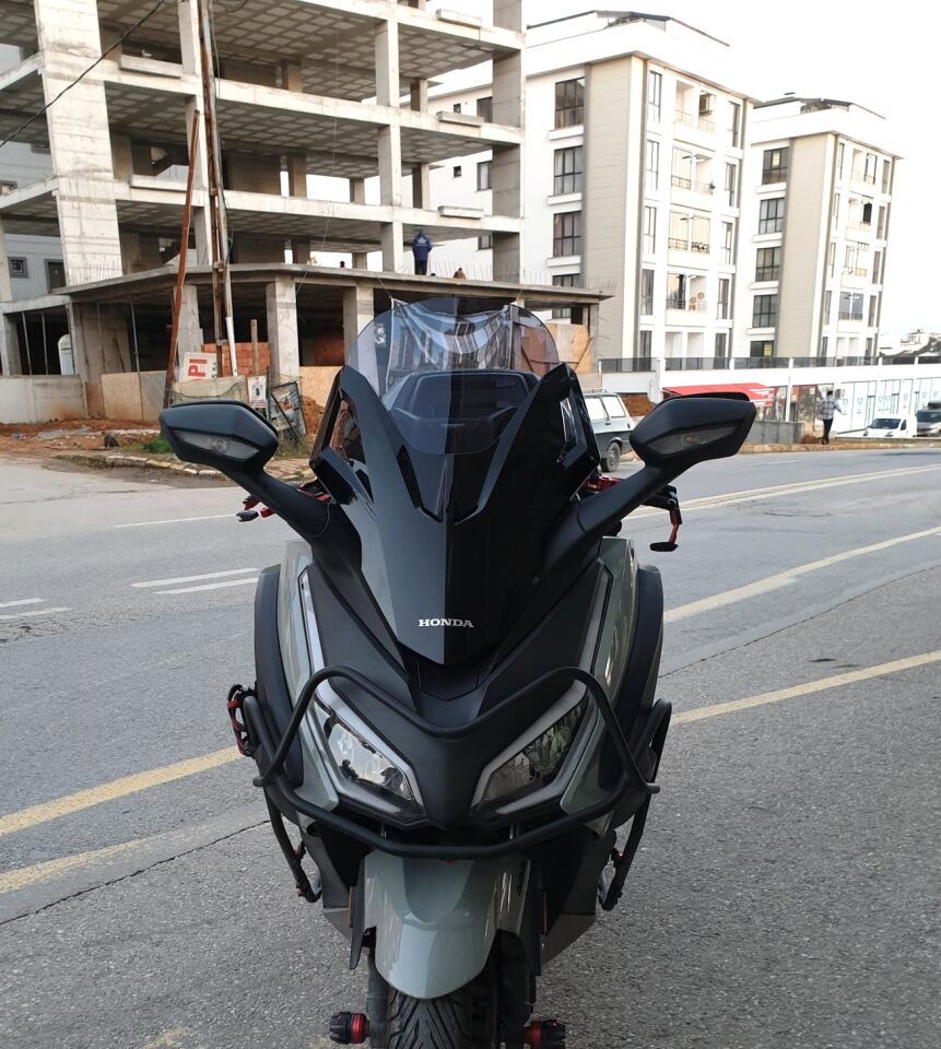 MOTOCAM Honda Forza 250 Ön Cam 2021-2026 Model 47cm Füme Renkli 4mm ORİJİNAL BOYLU