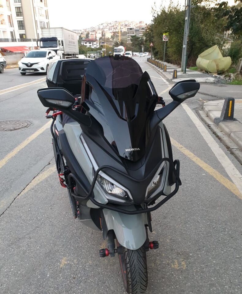 MOTOCAM Honda Forza 250 Ön Cam 2021-2026 Model 47cm Siyah Renkli 4mm ORİJİNAL BOYLU