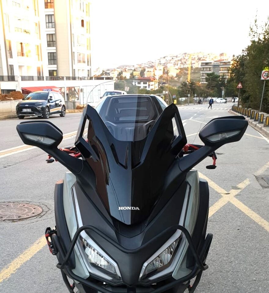 MOTOCAM Honda Forza 250 Ön Cam 2021-2026 Model 47cm Şeffaf Renkli 4mm ORİJİNAL BOYLU