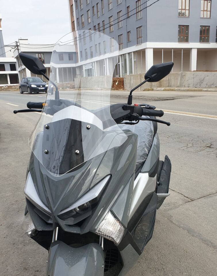 MOTOCAM Volta Apec Apx5 Ön Cam 2023-2026 Model 68cm Şeffaf Renkli 4mm ORTA BOYLU