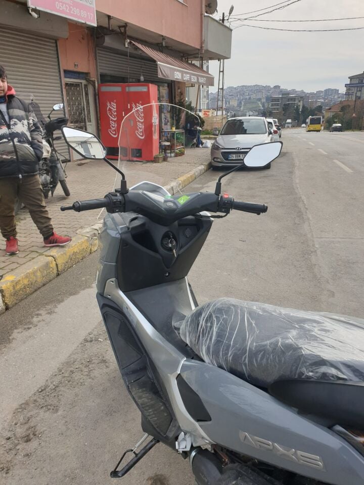MOTOCAM Volta Apec Apx5 Ön Cam 2023-2026 Model 68cm Şeffaf Renkli 4mm ORTA BOYLU