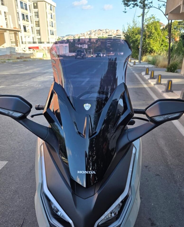 MOTOCAM Honda Forza 250 Ön Cam 2021-2026 Model 60cm Siyah Renkli 4mm UZUN CAM