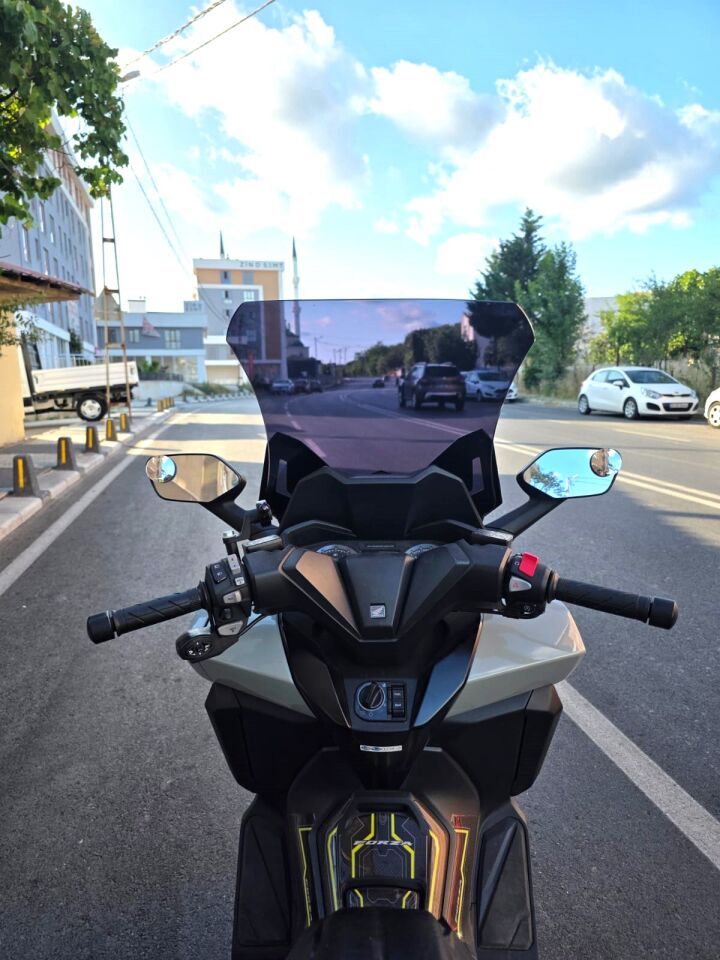 MOTOCAM Honda Forza 250 Ön Cam 2021-2026 Model 60cm Siyah Renkli 4mm UZUN CAM